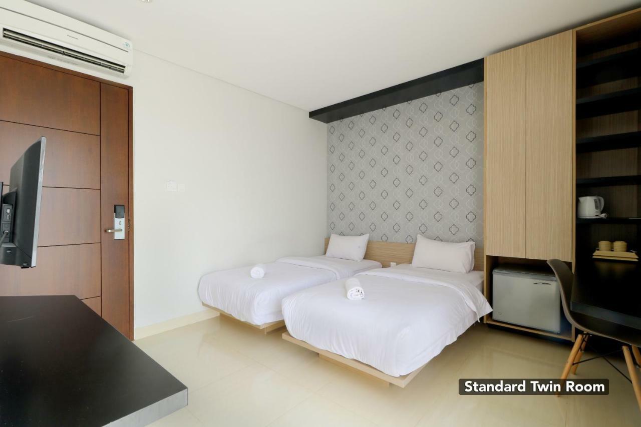 Plaza 54 Residence Jakarta Exterior foto